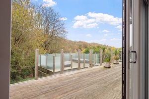 Photo 17- click for photo gallery